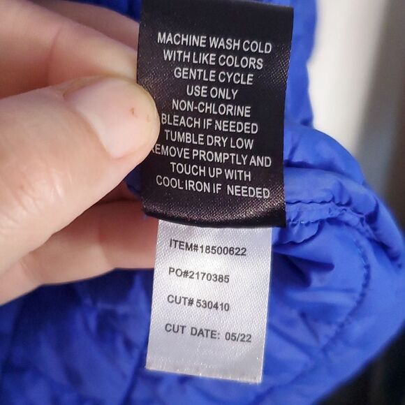 Torrid Cobalt Blue Diamond Quilted Puffer Jacket Size 2 - Picture 12 of 12